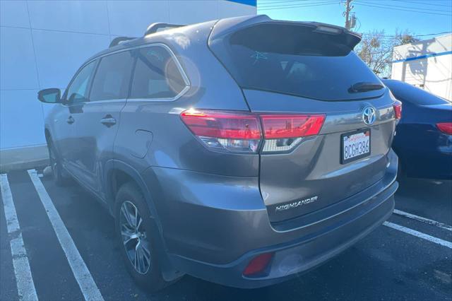 used 2018 Toyota Highlander Hybrid car, priced at $16,999