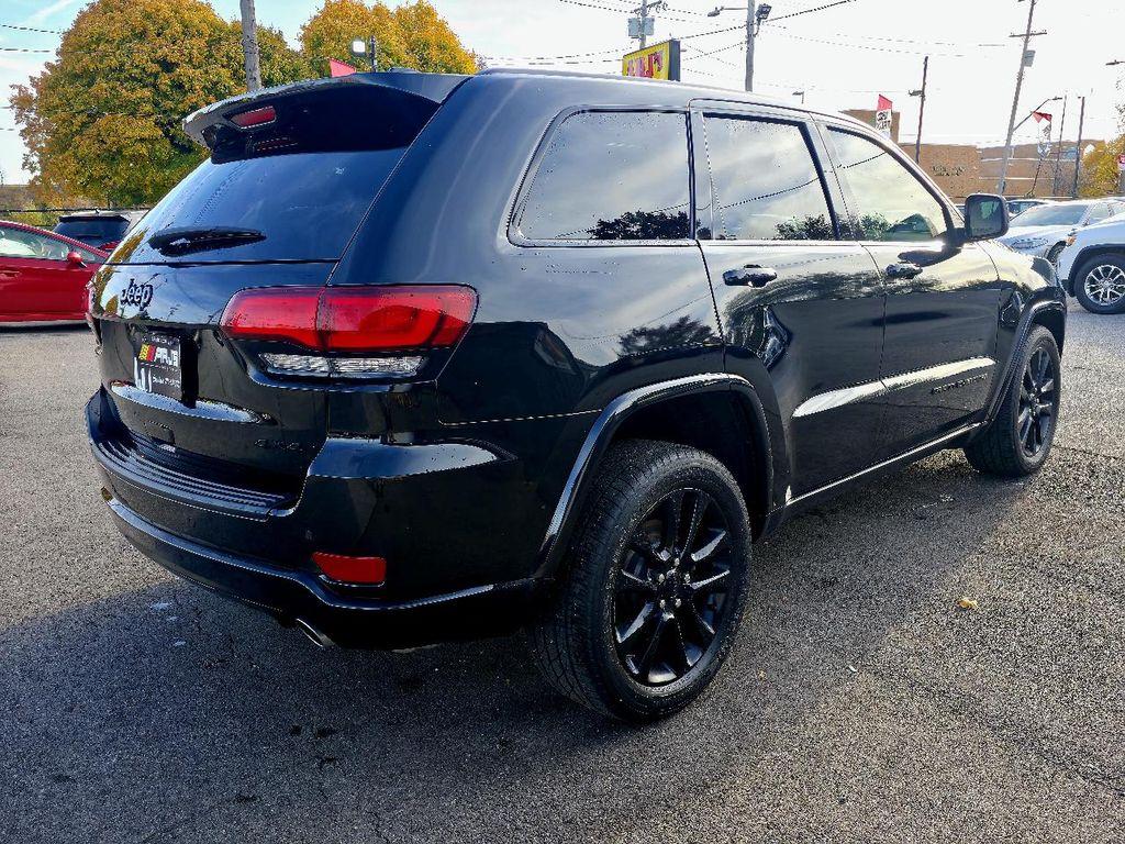 used 2018 Jeep Grand Cherokee car, priced at $14,987