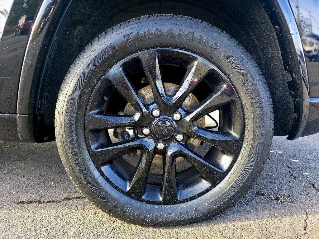 used 2018 Jeep Grand Cherokee car, priced at $14,987