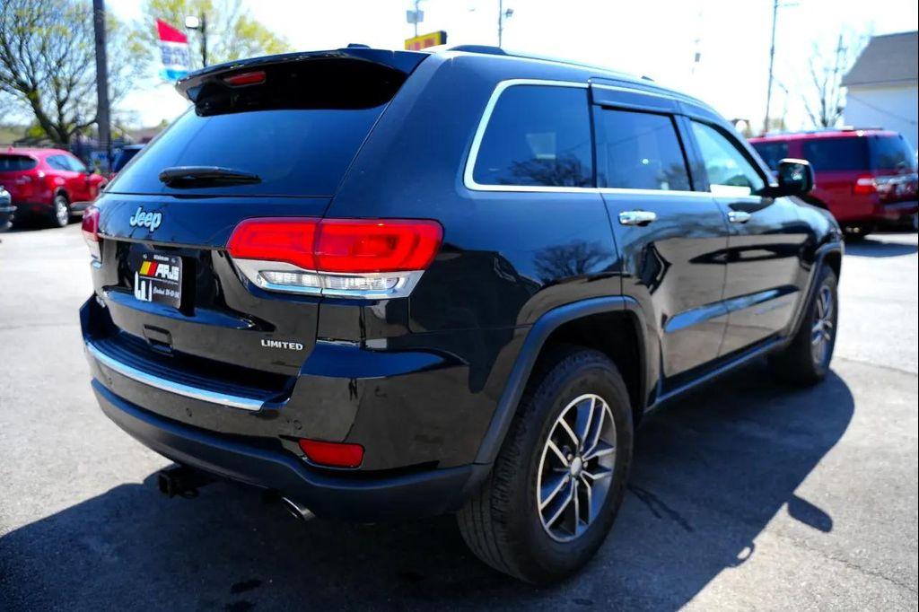 used 2017 Jeep Grand Cherokee car, priced at $12,446