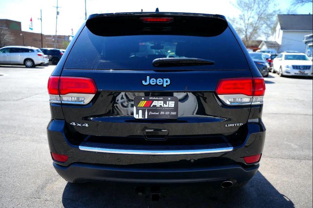 used 2017 Jeep Grand Cherokee car, priced at $12,446