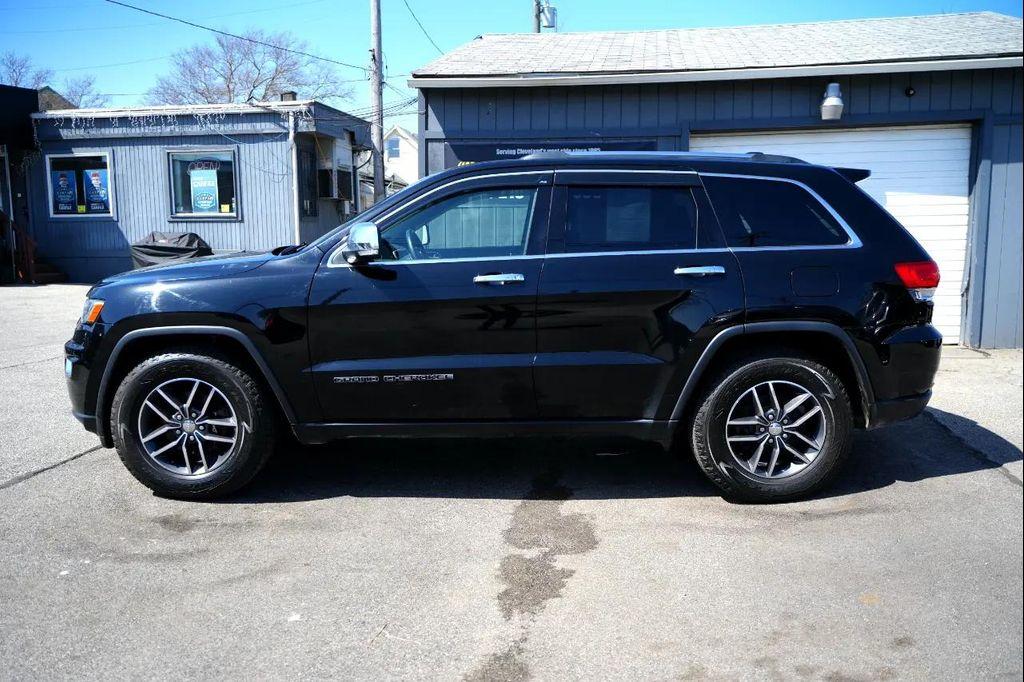 used 2017 Jeep Grand Cherokee car, priced at $12,446