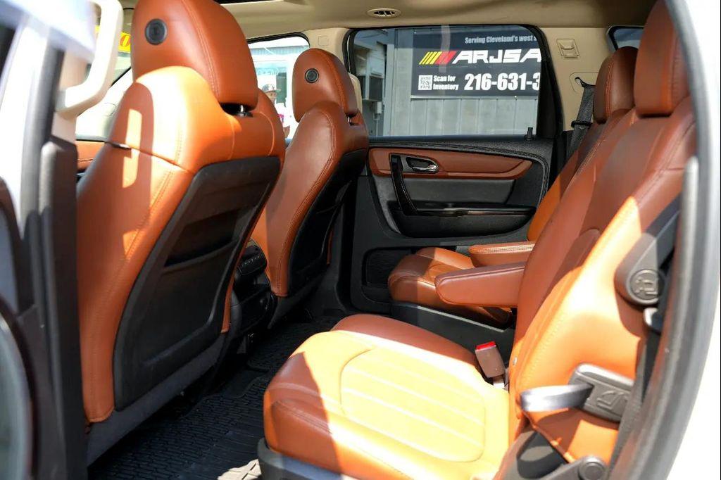 used 2016 Chevrolet Traverse car, priced at $9,994