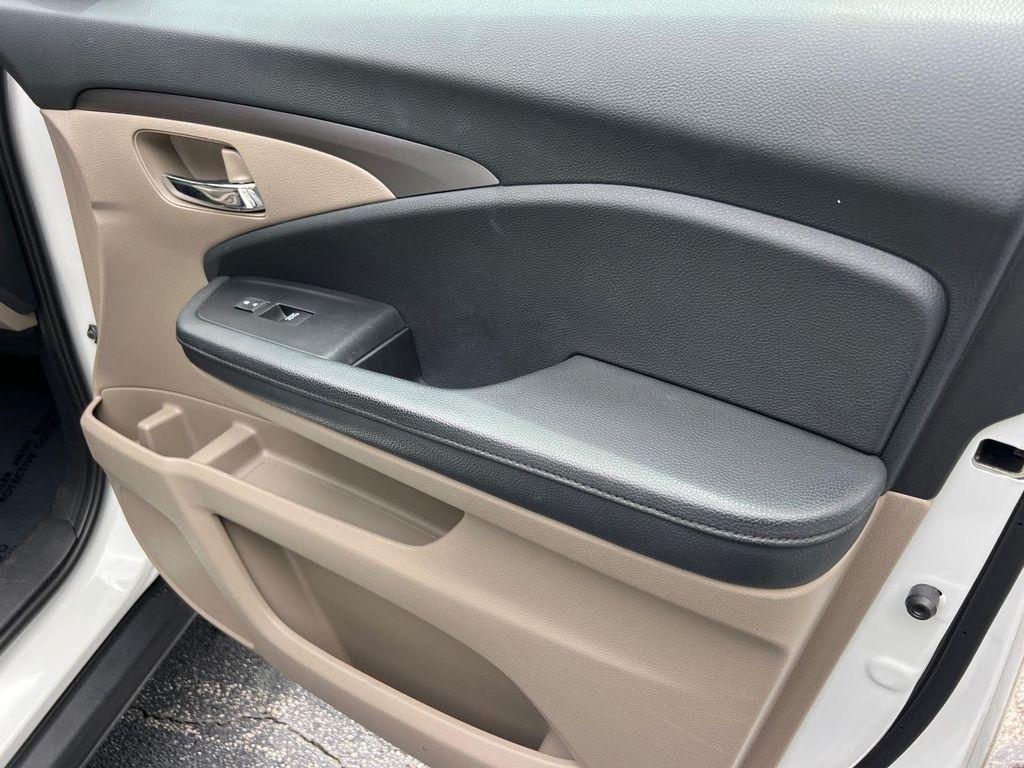 used 2020 Honda Pilot car, priced at $25,990