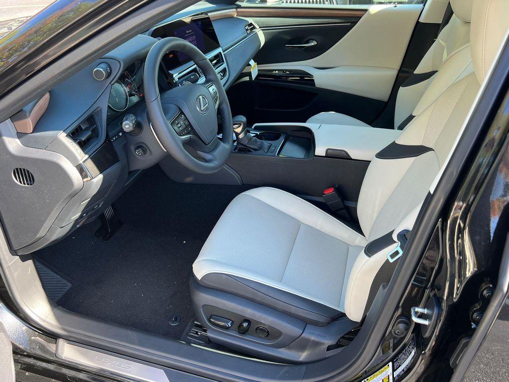 new 2025 Lexus ES 350 car, priced at $47,734