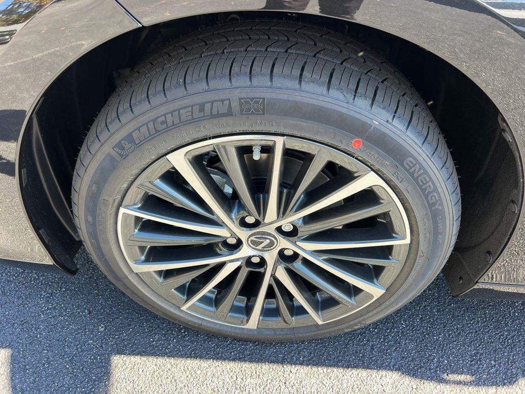 new 2025 Lexus ES 350 car, priced at $47,734