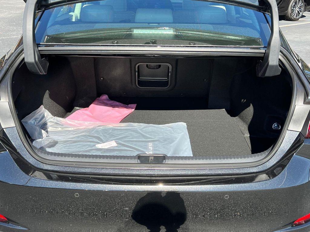 new 2025 Lexus ES 350 car, priced at $47,734