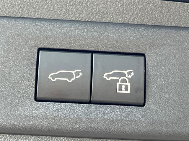 used 2025 Lexus NX 250 car, priced at $43,890