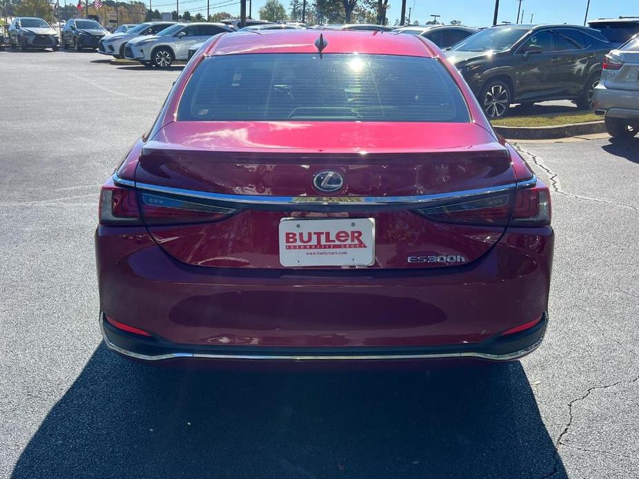 used 2019 Lexus ES 300h car, priced at $31,491