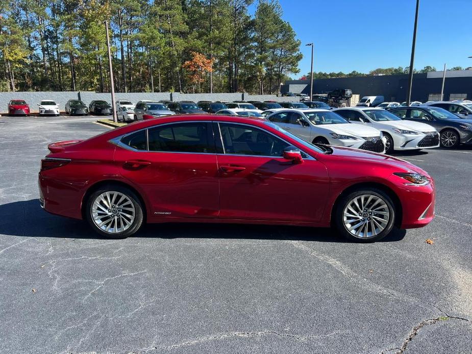 used 2019 Lexus ES 300h car, priced at $31,491