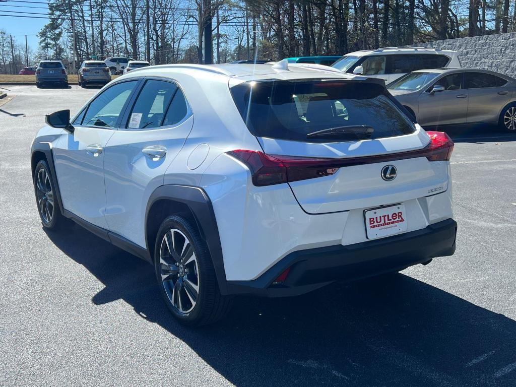 new 2025 Lexus UX 300h car, priced at $40,279