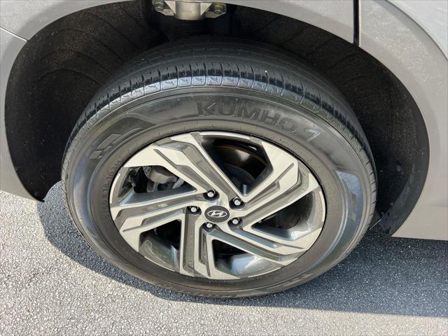 used 2022 Hyundai Santa Fe car, priced at $23,980