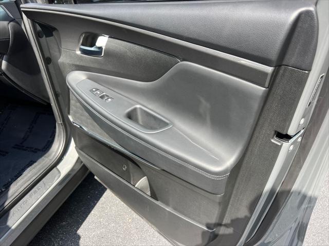 used 2022 Hyundai Santa Fe car, priced at $23,980
