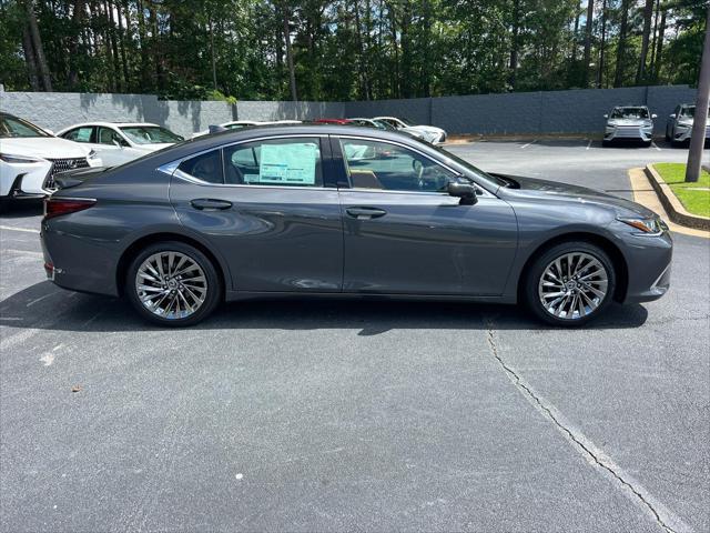 new 2025 Lexus ES 300h car, priced at $53,939