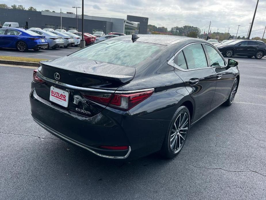 new 2025 Lexus ES 300h car, priced at $50,809