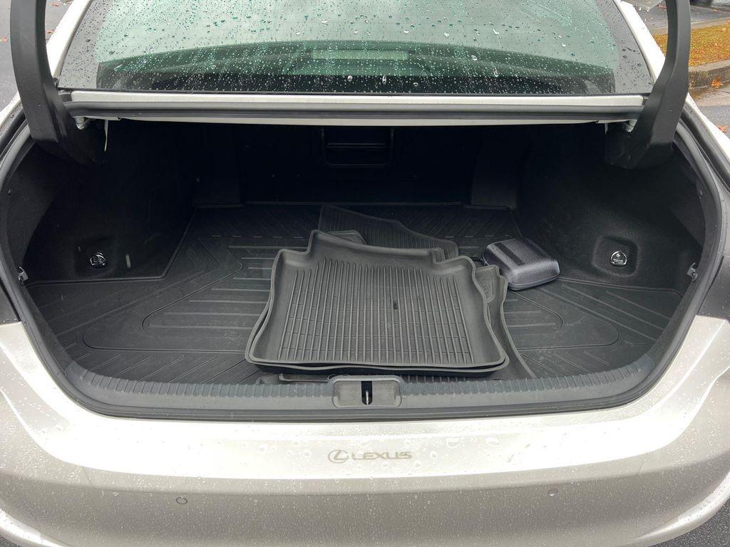 used 2022 Lexus ES 350 car, priced at $35,590