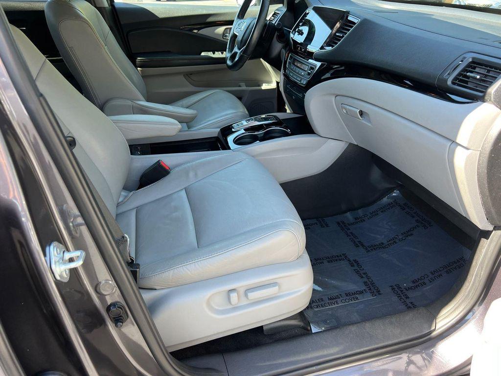 used 2021 Honda Pilot car, priced at $24,990