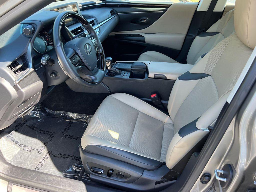 used 2021 Lexus ES 300h car, priced at $35,595