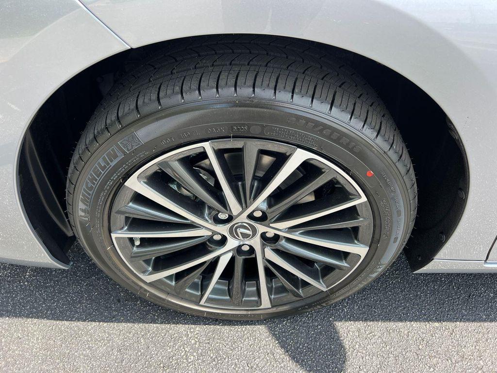 new 2025 Lexus ES 350 car, priced at $48,839