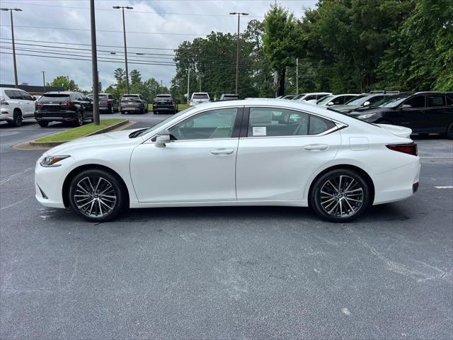 new 2025 Lexus ES 300h car, priced at $50,704