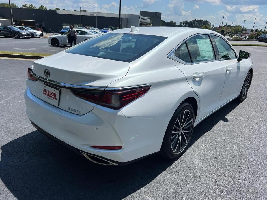 new 2025 Lexus ES 350 car, priced at $49,014