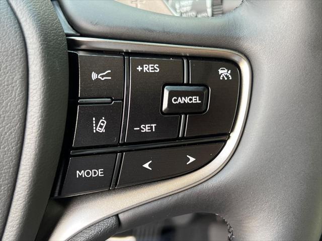 new 2025 Lexus ES 300h car, priced at $50,694