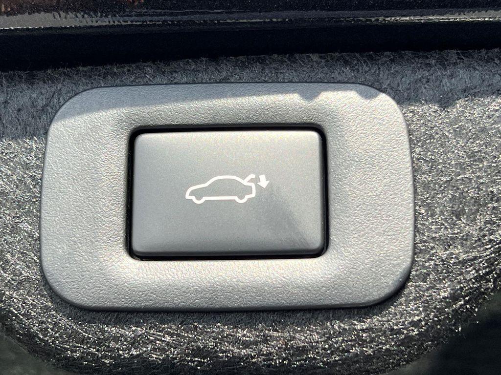 new 2025 Lexus ES 300h car, priced at $50,694
