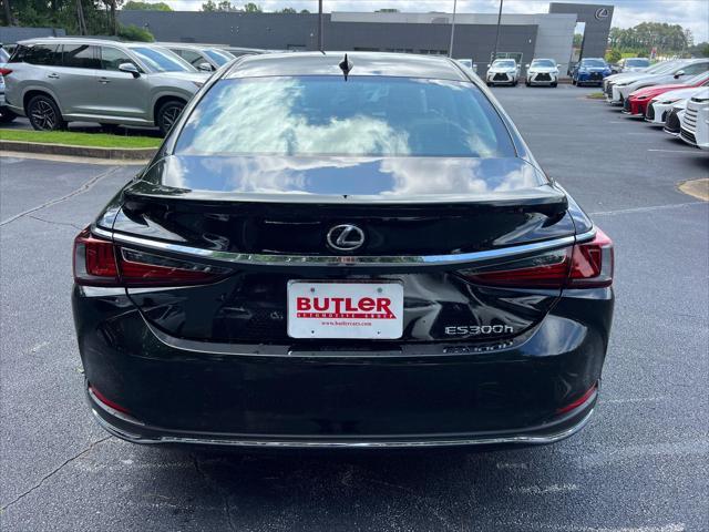 new 2025 Lexus ES 300h car, priced at $50,694