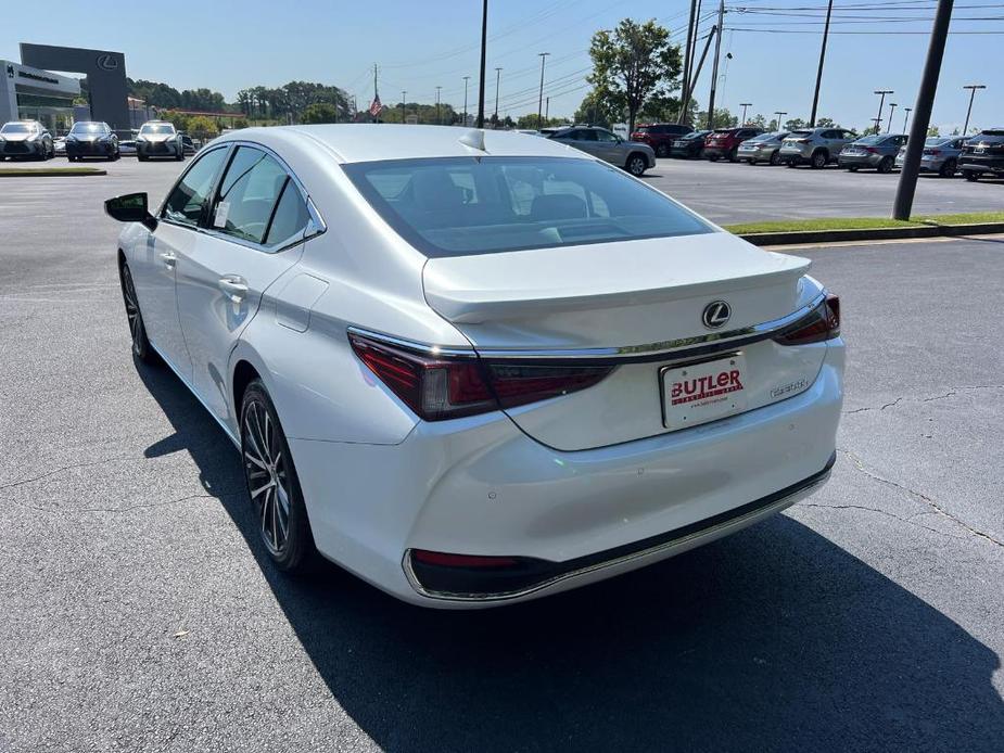 new 2025 Lexus ES 300h car, priced at $51,194