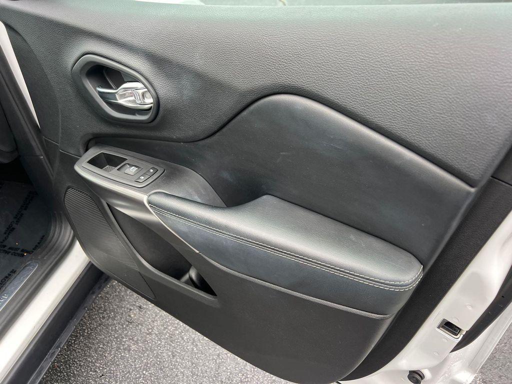 used 2020 Jeep Cherokee car, priced at $19,980