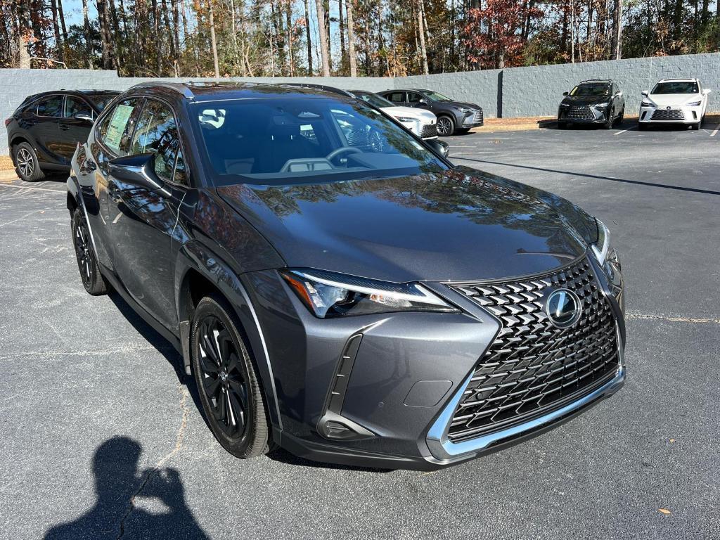 new 2025 Lexus UX 300h car, priced at $43,720