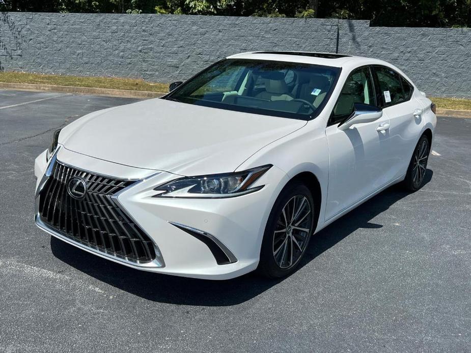 new 2025 Lexus ES 300h car, priced at $50,919