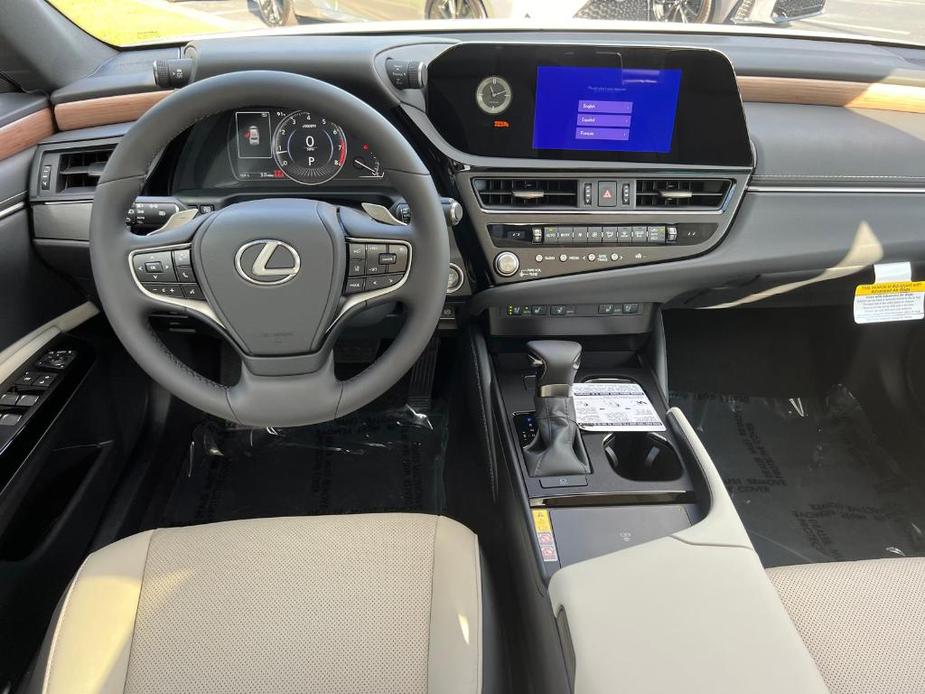 new 2025 Lexus ES 350 car, priced at $48,864