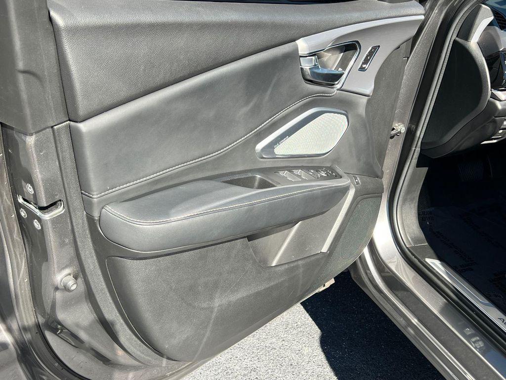 used 2023 Acura RDX car, priced at $32,494