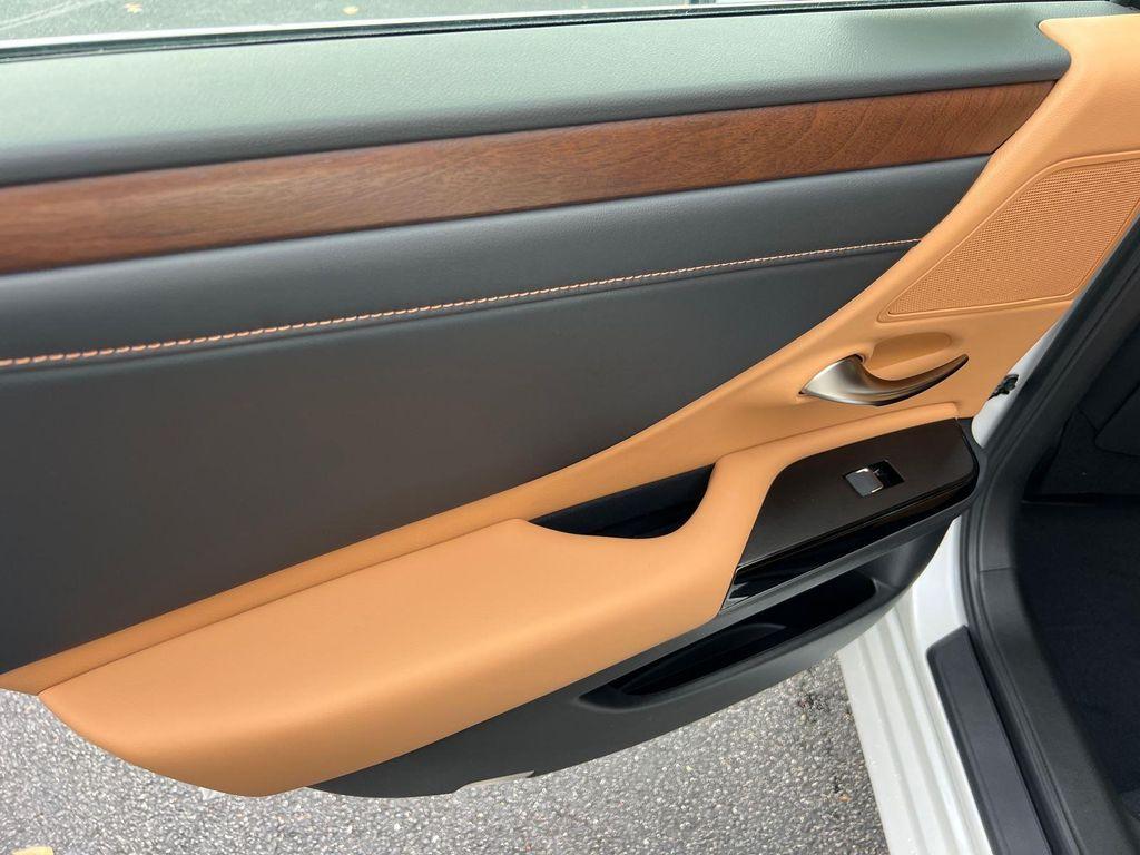 new 2025 Lexus ES 350 car, priced at $50,279