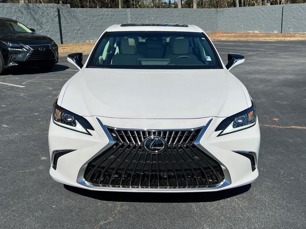 new 2025 Lexus ES 300h car, priced at $51,244