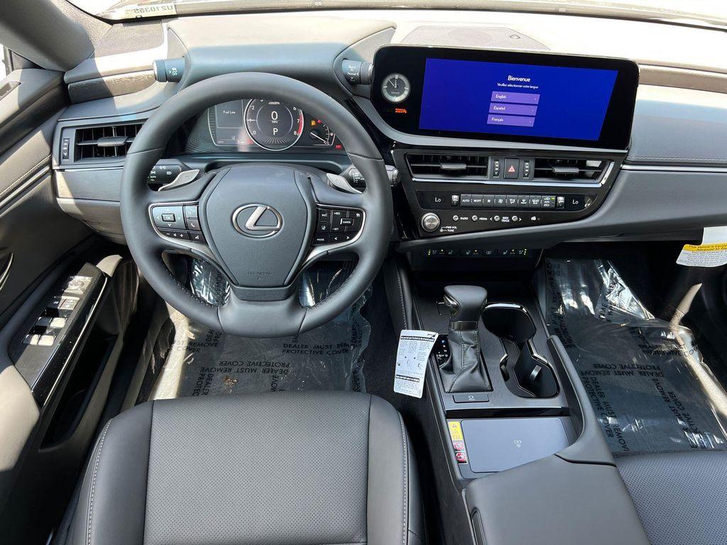 new 2025 Lexus ES 350 car, priced at $50,679