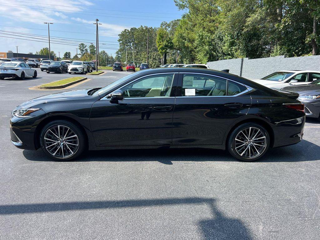 new 2025 Lexus ES 300h car, priced at $50,914