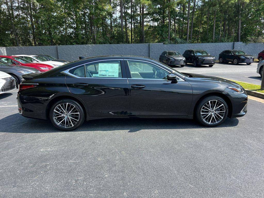 new 2025 Lexus ES 300h car, priced at $50,914