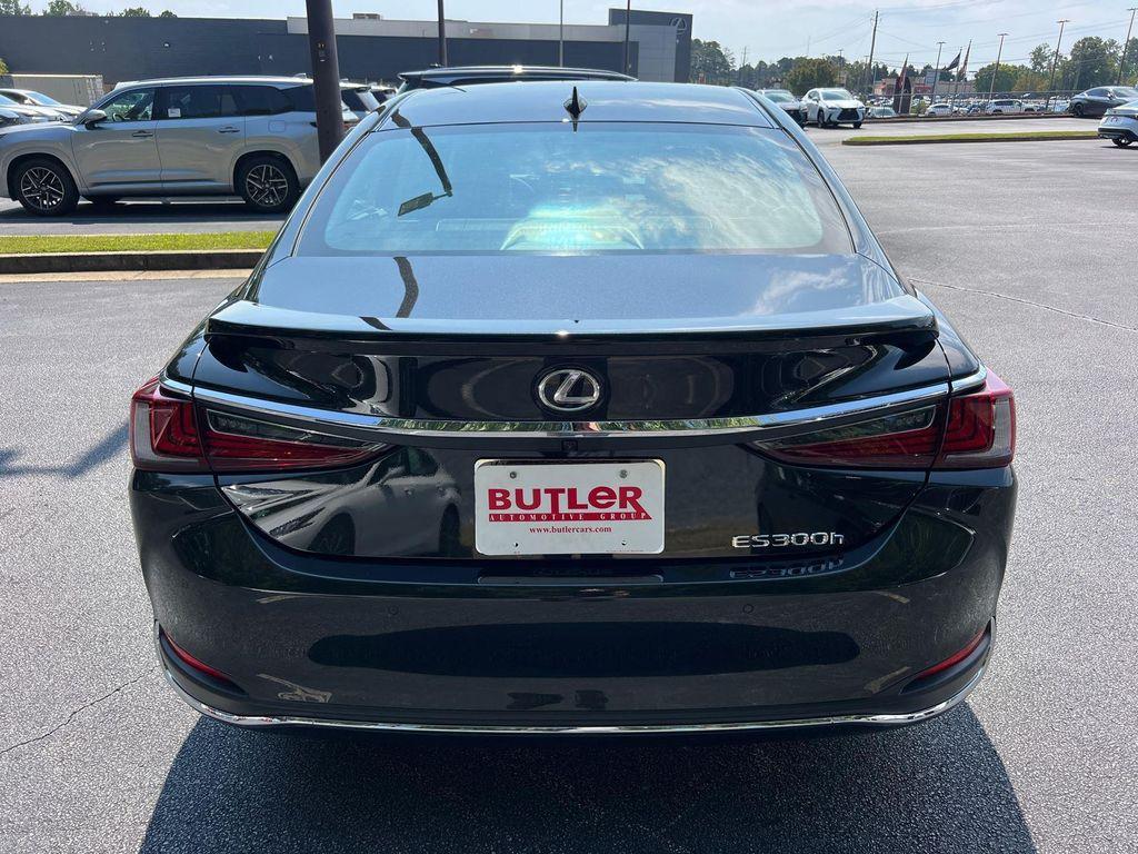 new 2025 Lexus ES 300h car, priced at $50,914