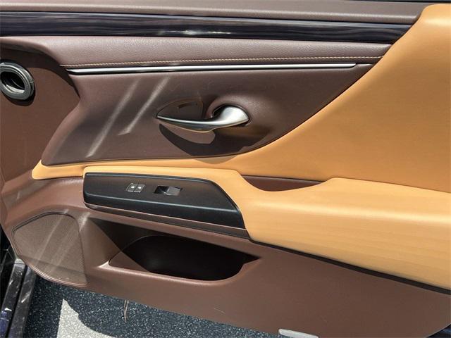 used 2020 Lexus ES 350 car, priced at $31,990