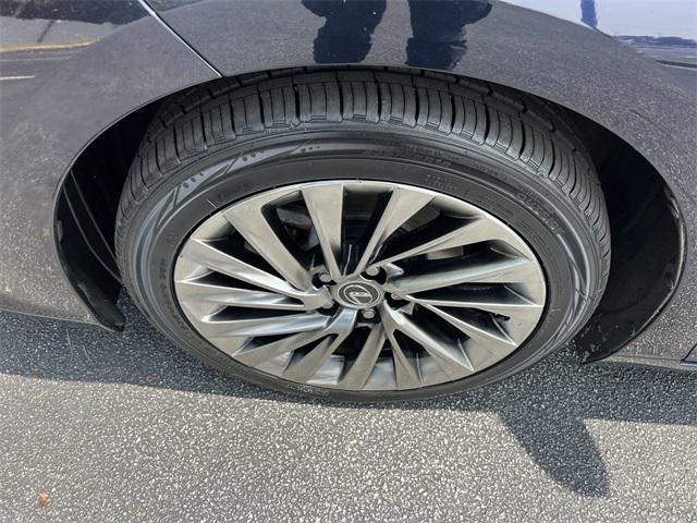 used 2020 Lexus ES 350 car, priced at $31,990