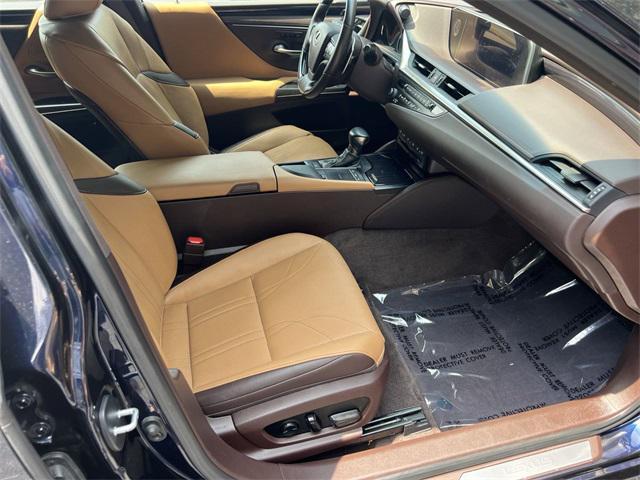 used 2020 Lexus ES 350 car, priced at $31,990