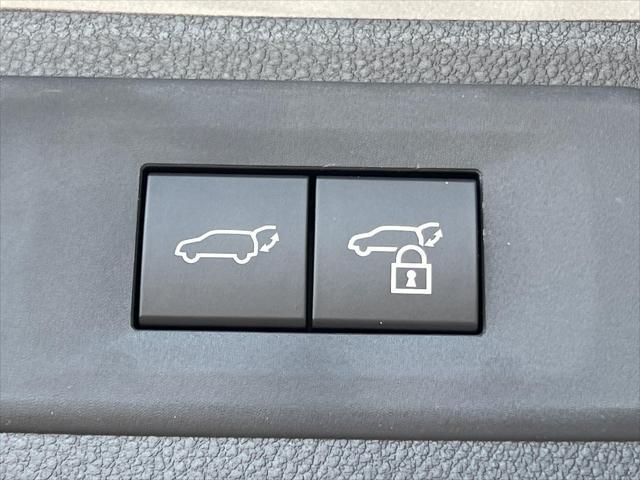 new 2025 Lexus TX 500h car, priced at $73,080