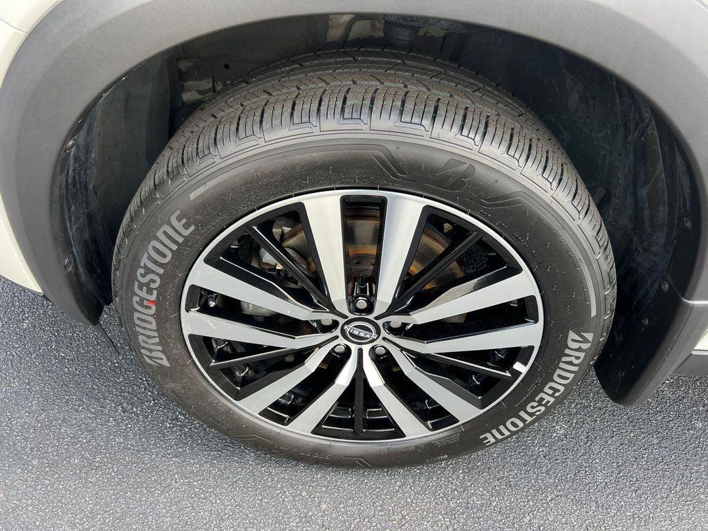used 2024 Nissan Pathfinder car, priced at $34,990