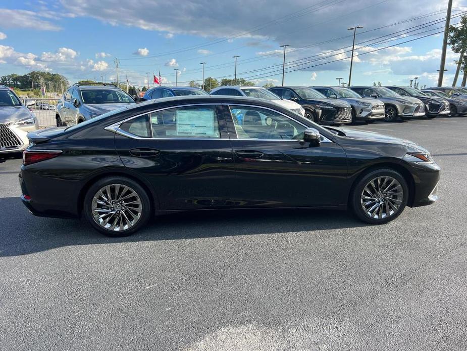 new 2025 Lexus ES 350 car, priced at $56,534