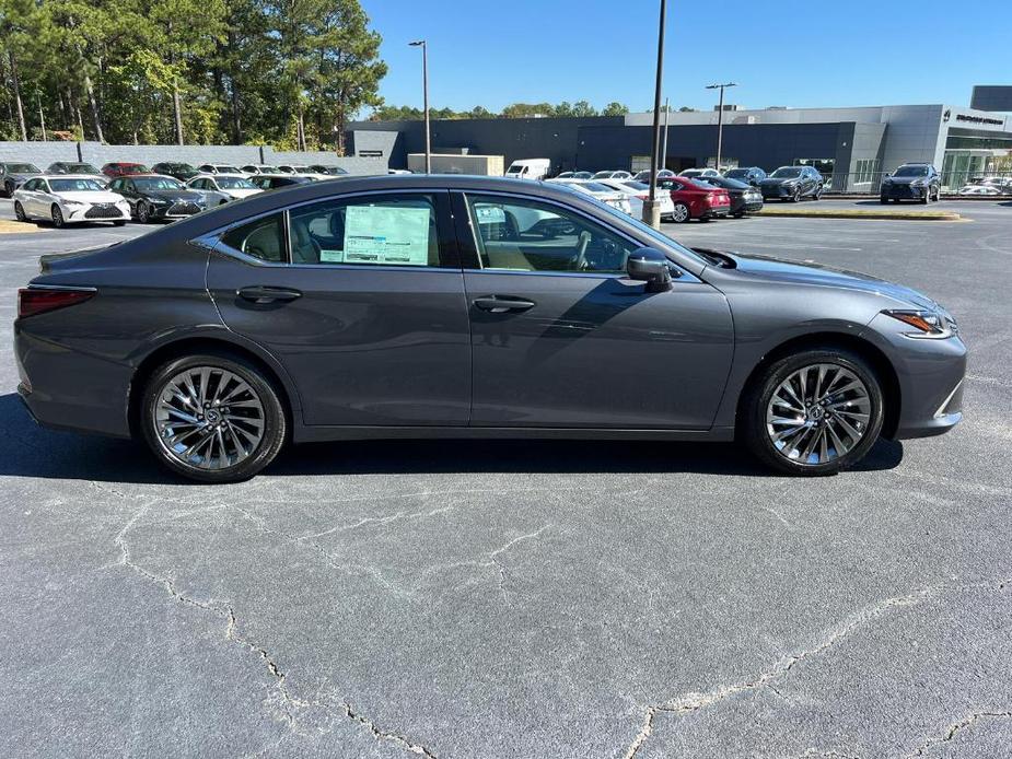 new 2025 Lexus ES 350 car, priced at $56,340