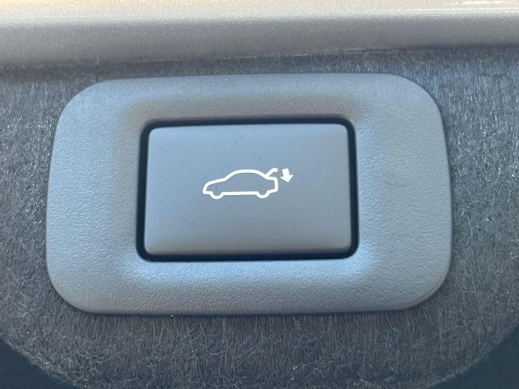 new 2025 Lexus ES 350 car, priced at $50,524