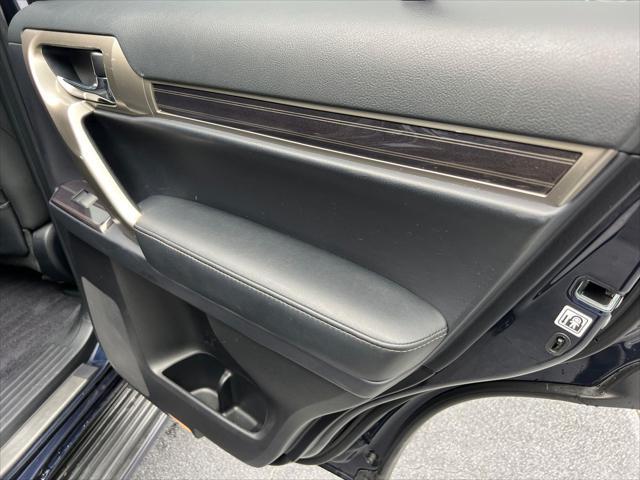 used 2020 Lexus GX 460 car, priced at $44,494