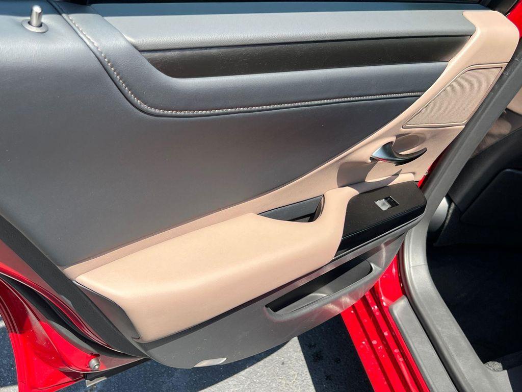 new 2025 Lexus ES 350 car, priced at $50,129